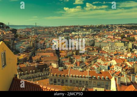 Historische Altstadt Alfama in Lissabon Stockfoto