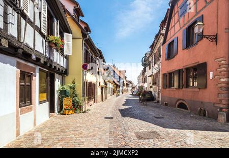 Kleinstadt Bergheim mit Fachwerkhäusern Stockfoto