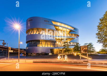 Mercedes-Benz Museum in Bad Cannstatt, Stuttgart, Baden-Württemberg, Deutschland Stockfoto