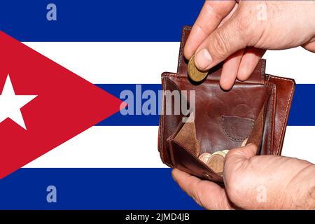 Die leere Brieftasche zeigt die globale Finanzkrise, die durch das Corona-Virus in Kuba ausgelöst wurde Stockfoto