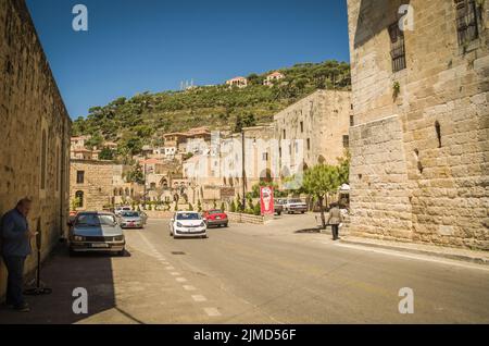 Die Deir el Qamar-Synagoge in Deir el Qamar, einem Dorf im südzentralen Libanon, ist das älteste syn Stockfoto