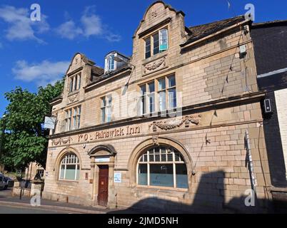 Das alte Painswick Inn, jetzt The Hall, Gloucester Street, Stroud, Gloucestershire, England, Großbritannien, GL5 1QG - 1223601 Klasse II-Liste Stockfoto