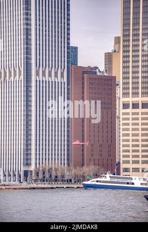 Skyline von New york an einem bewölkten Tag Stockfoto