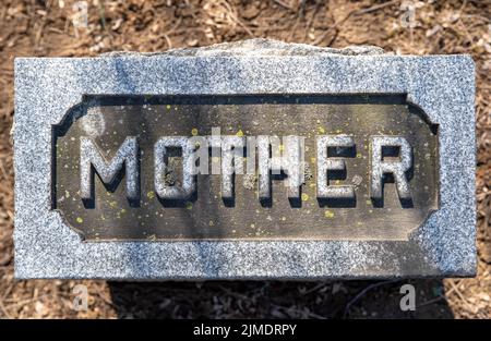 Nahaufnahme von Mutter Friedhof Grabstein Stockfoto