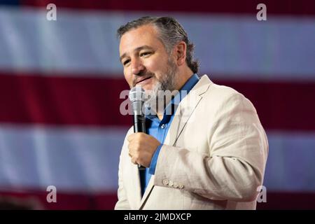 Dallas, TX - 5. August 2022: Senator Ted Cruz spricht während der CPAC Texas 2022 Konferenz im Hilton Anatole Stockfoto