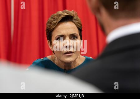 Dallas, TX - 5. August 2022: Republikanische Nominierung für den Gouverneur von Arizona Kari Lake nimmt an der CPAC Texas 2022 Konferenz im Hilton Anatole Teil Stockfoto