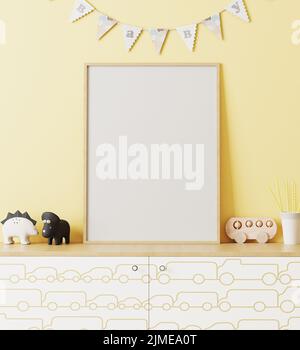 Blank hölzernen Poster Rahmen mockup in Kinderzimmer-Interieur mit gelben Wand und Girlande Fahnen Baby, Kommode mit Auto Stockfoto