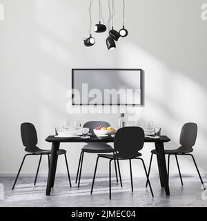 Gestell im modernen Speisesaal mit schwarzem Tisch und Stühlen und weißer Wand mit Sonnenbalken, Betonboden, Minimalis Stockfoto