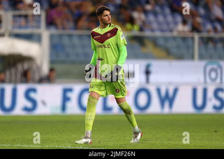 Genua, Italien. 5. August 2022. Federico Ravaglia von Reggina 1914 sieht sich während des Coppa Italia-Spiels zwischen uns Sampdoria und Reggina 1914 am 5. August 2022 im Stadio Luigi Ferraris in Genua, Italien, an. Quelle: Marco Canoniero/Alamy Live News Stockfoto