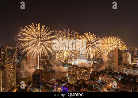 Bangkok Thailand, Feuerwerk Countdown-Anzeige Feier, buntes Neujahrsfeuerwerk Stockfoto