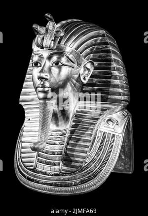 Tutanchamuns Totenmaske auf schwarzem Untergrund. King tut schwarz und weiß Stockfoto