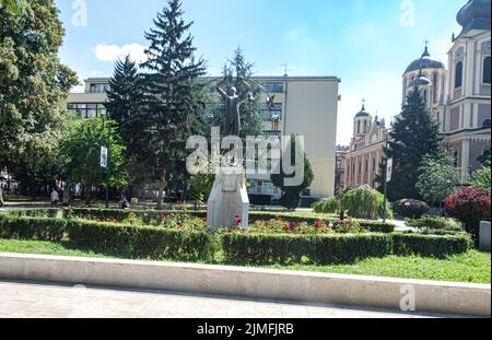 Rekonstruktion des Parks Trg Oslobodenja in Sarajevo abgeschlossen Stockfoto