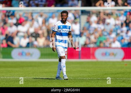 Kenneth Paal von QPR während des Sky Bet Championship-Spiels zwischen den Queens Park Rangers und Middlesbrough im Loftus Road Stadium., London am Samstag, 6.. August 2022. (Kredit: Ian Randall | MI News) Kredit: MI News & Sport /Alamy Live News Stockfoto