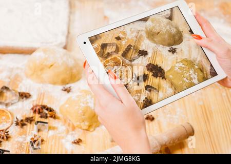 Elektronische Kochbuch Tablet Chef Arbeitsplatz Stockfoto