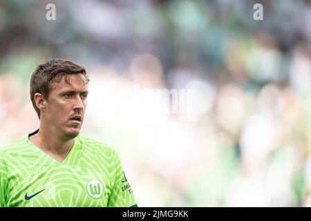 Wolfsburg, Deutschland. 06. August 2022. Fußball, Bundesliga, VfL Wolfsburg - SV Werder Bremen, Matchday 1, Volkswagen Arena. Max Kruse von Wolfsburg ist auf dem Platz. Quelle: Swen Pförtner/dpa - WICHTIGER HINWEIS: Gemäß den Anforderungen der DFL Deutsche Fußball Liga und des DFB Deutscher Fußball-Bund ist es untersagt, im Stadion und/oder vom Spiel aufgenommene Fotos in Form von Sequenzbildern und/oder videoähnlichen Fotoserien zu verwenden oder zu verwenden./dpa/Alamy Live News Stockfoto