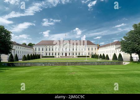 Das historische Schloss Bellevue, heute die offizielle Residenz des Bundespräsidenten in Berlin Stockfoto