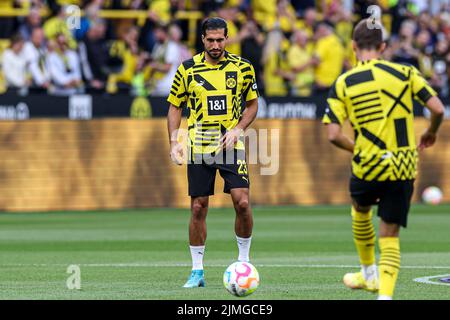 DORTMUND, DEUTSCHLAND - 6. AUGUST: Emre Can von Borussia Dortmund beim Bundesliga-Spiel zwischen Borussia Dortmund und Bayer Leverkusen am 6. August 2022 im Signal Iduna Park in Dortmund (Foto: Marcel ter Bals/Orange Picles) Stockfoto