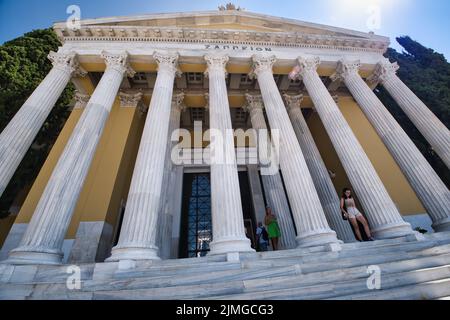 Detail der Kolonnade des Zappeion-Gebäudes in Athen Stockfoto