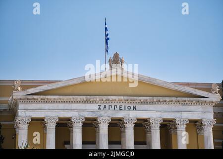 Detail der Kolonnade des Zappeion-Gebäudes in Athen Stockfoto