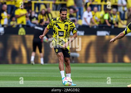 DORTMUND, DEUTSCHLAND - 6. AUGUST: Emre Can von Borussia Dortmund beim Bundesliga-Spiel zwischen Borussia Dortmund und Bayer Leverkusen am 6. August 2022 im Signal Iduna Park in Dortmund (Foto: Marcel ter Bals/Orange Picles) Stockfoto