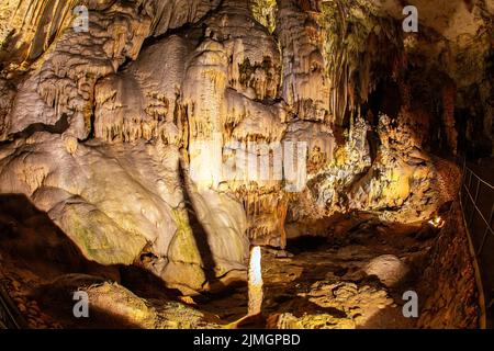 Die Stalaktiten und Stalagmiten Stockfoto