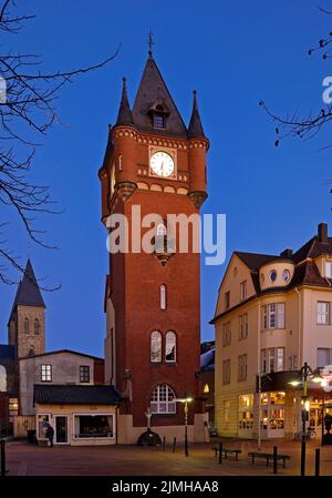 Altstädter Rathausturm am Abend, Gronau, Münsterland, Nordrhein-Westfalen, Deutschland, Europa Stockfoto