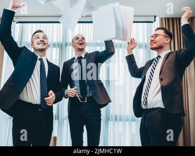 Erfolgreiche Geschäftsabschlusses im professionellen Team Stockfoto