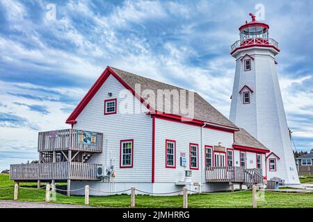 East Point Lighthouse in Elmira, Prince Edward Island, ist bekannt als Confederation Lighthouse, weil es Kanadas Geburtstag 1867 teilt. Stockfoto