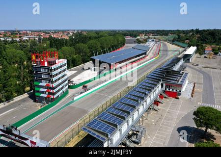 Luftaufnahme der Imola-Rennstrecke, Imola, Bologna, Emilia Romagna, Italien Stockfoto