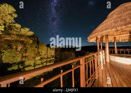 Milchstraße Himmel voller Sterne Südafrika Kwazulu Natal, Luxus-Safari-Lodge im Busch