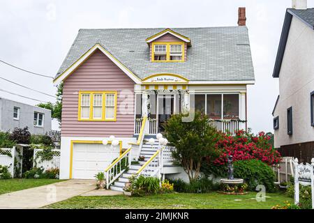 Hampton Virginia, Tidewater Gegend, Buckroe Beach, Lady Neptune Bed and Breakfast, Unterkunft Inn B&B vor dem äußeren Vordereingang, Reisen Stockfoto