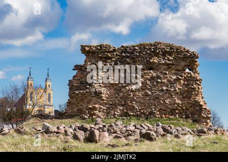 Die Burg Kreva ist eine Ruine der wichtigsten befestigten Residenz der Großherzöge von Litauen im Dorf Kreva Stockfoto