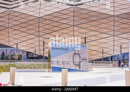 Das Education City Stadium wird in Katar Spiele für die FIFA Fußball-Weltmeisterschaft 2022 veranstalten Stockfoto