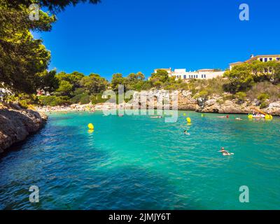 Die Bucht von Cala Ferrera Stockfoto