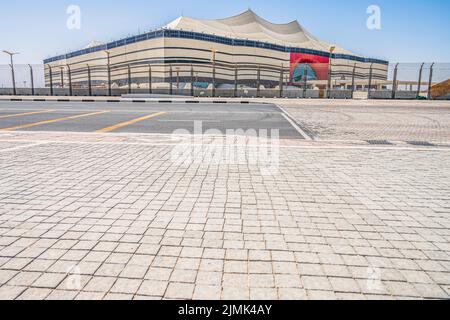 Im Al Bayt Stadium werden Spiele für die FIFA-Weltmeisterschaft 2022 in Katar ausgetragen Stockfoto