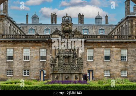 Crown Fountain im Palace of Holyrood House, Edinburgh, Mid-Lothian, Schottland Stockfoto