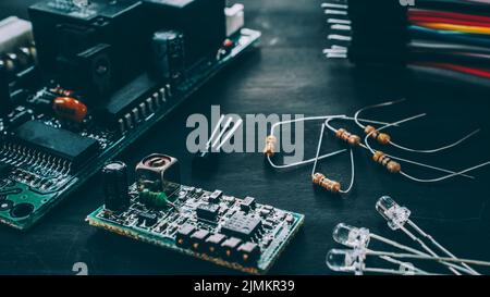 Technische Analyse Reparatur elektronischer Komponenten Stockfoto