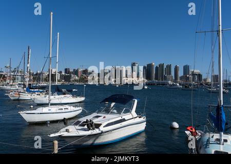 Die Skyline Von San Diego Downtown Am Embarcadero. Stockfoto