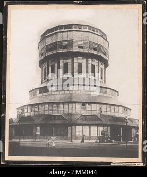 Poelzig Hans (1869-1936), Ausstellung und Wasserturm, Posen (1910-1911): Außenansicht. Foto auf Karton, 125,8 x 111 cm (einschließlich Scankanten) Stockfoto