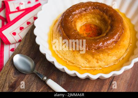 Köstliche Puddingschüssel Stockfoto