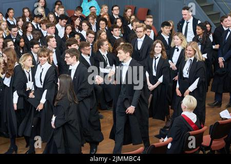 Abschlussfeier der Oxford University im Sheldonian Theatre, August 2022 Stockfoto