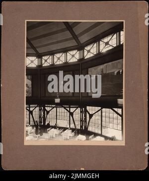 Poelzig Hans (1869-1936), Ausstellung und Wasserturm, Posen (1910-1910): Restaurant, Blick auf die Fensterwand. Foto auf Papier, 42,5 x 37 cm (einschließlich Scankanten) Stockfoto