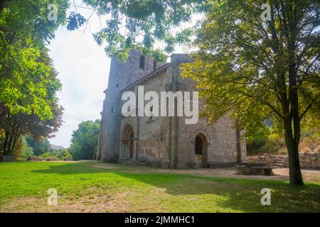 Kirche Nuestra Señora del Valle. Monasterio de Rodilla, Provinz Burgos, Castilla Leon, Spanien. Stockfoto