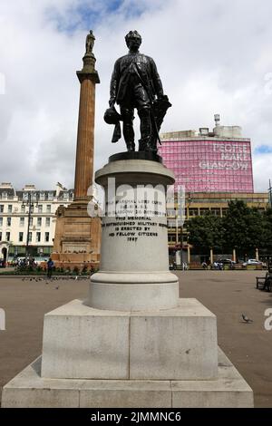 George Square, Glasgow, Schottland, Großbritannien. Statue von Colin Campbell, Feldmarschall Lord Clyde von John Henry Foley Stockfoto