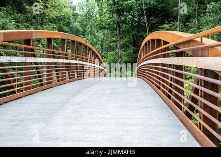 Brücke Nr. 1 auf dem Swedish Immigrant Regional Trail; ein Rad- und Wanderweg, der von Taylors Falls nach Shafer in Minnesota, USA, führt. Stockfoto