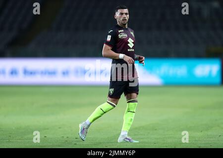 Nemanja Radonjic vom FC Turin schaut während der Coppa Italia zwischen dem FC Turin und dem FC Palermo am 6. August 2022 im Stadio Olimpico in Turin, Italien, auf. Stockfoto