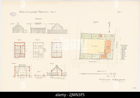 Unbekannter Architekt, evangelisches Lehrerseminar in Lissa (1909): Abteilung 1: 500. Abbrechen: Grundriß Fundamente, Erdgeschoss, Dachsparren, Dachsparren, Regalansicht Längs- und Giebelansichten, Längsschnitt, Querschnitt 1: 100. Lithographie, 66,6 x 101,6 cm (einschließlich Scankanten) Stockfoto