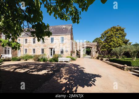 Jersey Zoo, Augrès Manor wurde 1958 vom Schriftsteller und Naturforscher Gerald Durrell als Heim für seine Tiersammlung gekauft Stockfoto