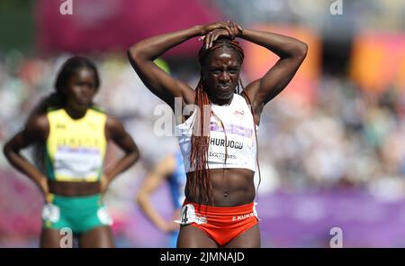 Birmingham, Großbritannien. 7. August 2022. Victoria Ohuruogu aus England vor den Women's 400m während des 10. Tages der Commonwealth Games im Alexander Stadium, Birmingham. Bildnachweis sollte lauten: Paul Terry Kredit: Paul Terry Foto/Alamy Live News Stockfoto