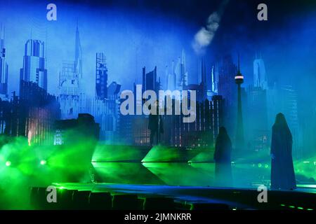 MIAMI GARDENS, FL - 06. AUGUST: The Weeknd tritt während der After Hours Til Dawn Global Stadium Tour am 6. August 2022 im Hard Rock Stadium in Miami Gardens, Florida, auf. Kredit: mpi04/MediaPunch Stockfoto